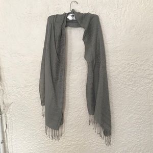 Gray scarf